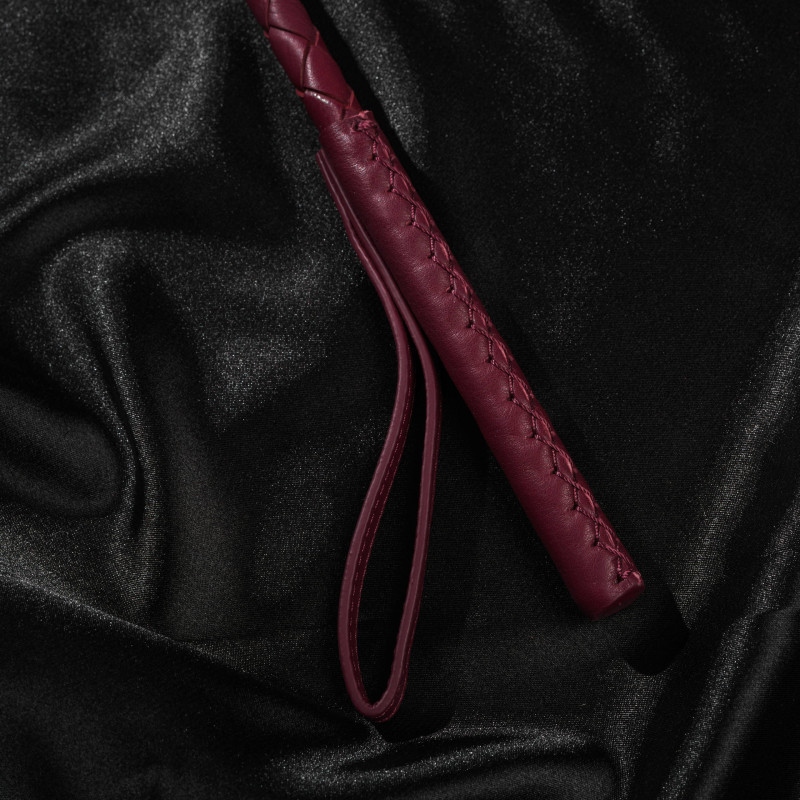 Skórzana packa Sessuale BDSM z końcówką w kształcie serca burgundowa